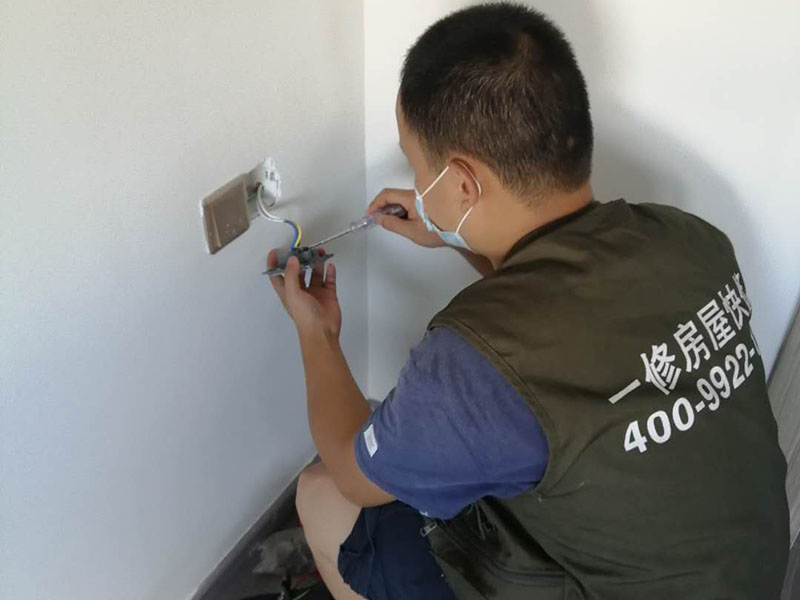 成都水電工上門維修如何收費(fèi)，水電工收費(fèi)的依據(jù)是什么