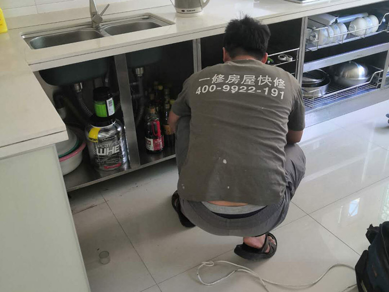 水管漏水維修上門(mén)服務(wù)哪里找工人，為什